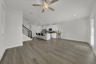 17125 White Acer Wy in Houston, TX - Foto de edificio - Building Photo