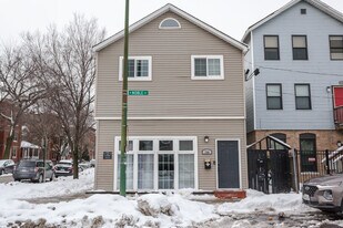 700 N Noble St in Chicago, IL - Building Photo