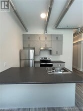 11 Queen St in Brantford, ON - Building Photo - Building Photo