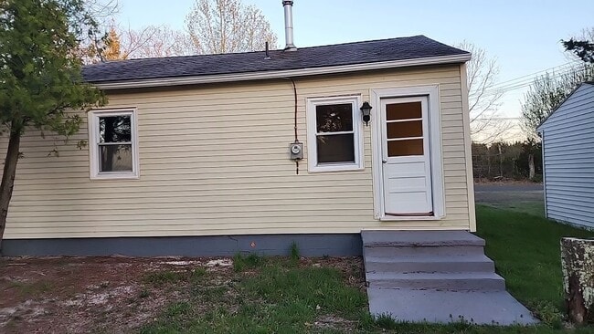349 N Genoa Ave in Egg Harbor City, NJ - Foto de edificio - Building Photo