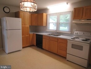 13 Suffolk Rd in Harrisburg, PA - Building Photo - Building Photo