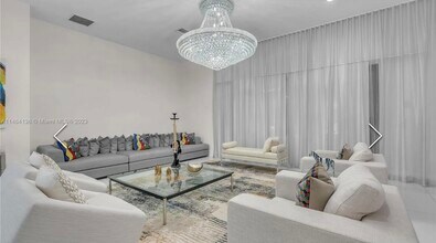 12030 NW 21st Ct in Plantation, FL - Foto de edificio - Building Photo