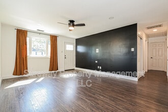 52 Delaware Ave in Gloucester Township, NJ - Building Photo - Building Photo