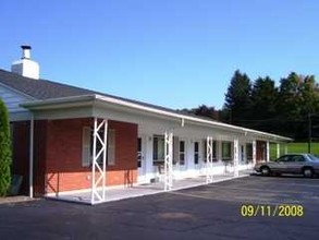 3682 Route 430 in Bemus Point, NY - Building Photo - Building Photo