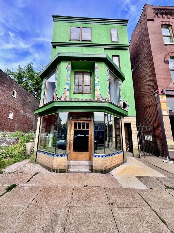 property at 3411 California Ave