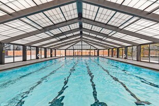 5415 N Sheridan Rd, Unit 1711 in Chicago, IL - Building Photo