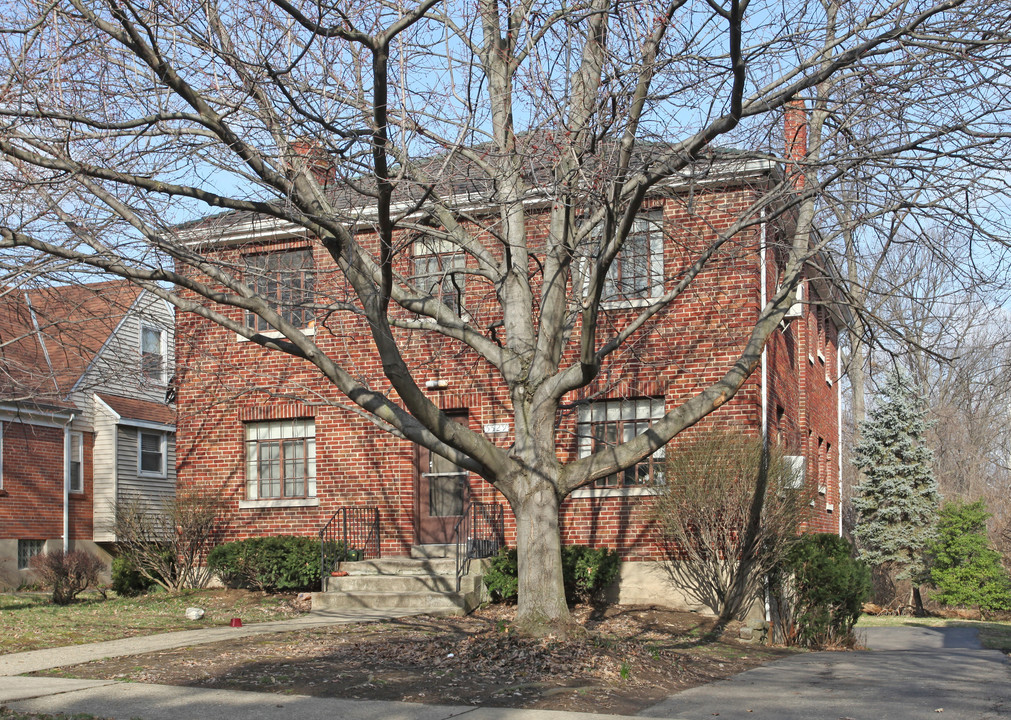 5529 Bosworth Pl in Cincinnati, OH - Building Photo