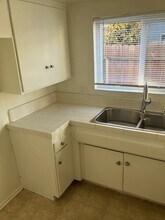 23802 Audrey Ave, Unit B in Torrance, CA - Building Photo - Building Photo