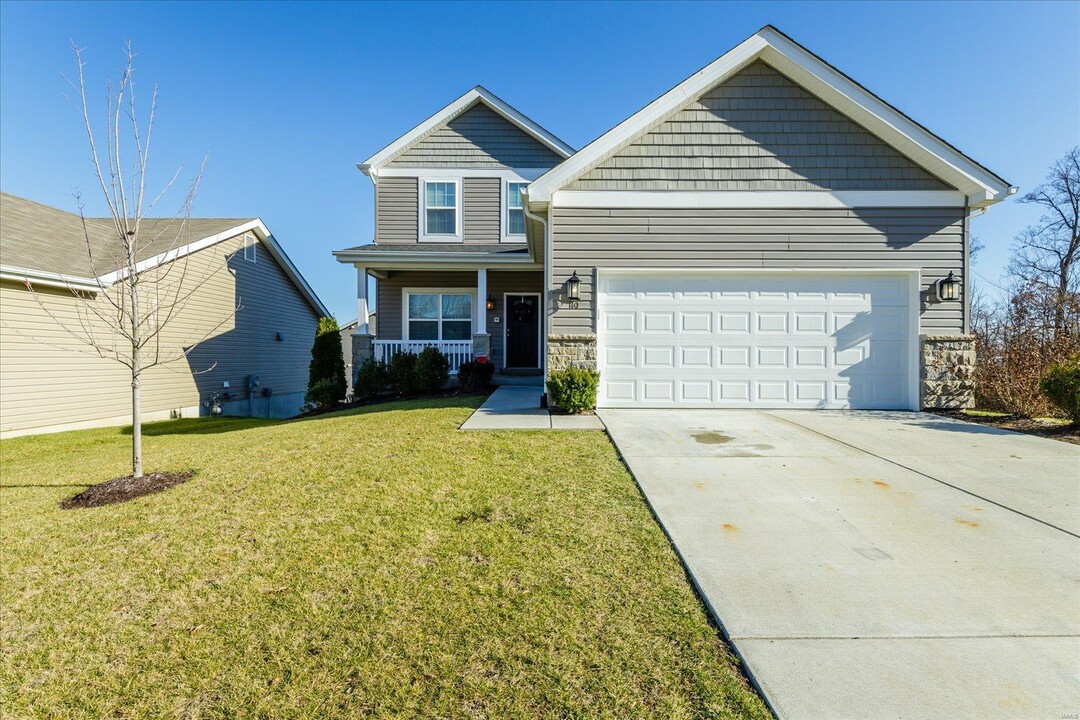 110 Cobble Rd in O'Fallon, MO - Building Photo