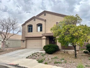 10606 W Zak Rd in Tolleson, AZ - Building Photo - Building Photo