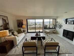 700 Crockett St in Seattle, WA - Building Photo - Building Photo