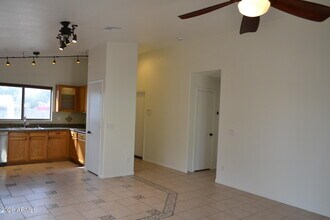 1949 S Silver Dr in Apache Junction, AZ - Foto de edificio - Building Photo