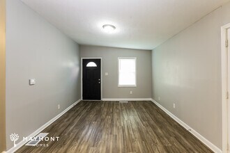 2210 Abner Pl NW in Atlanta, GA - Foto de edificio - Building Photo