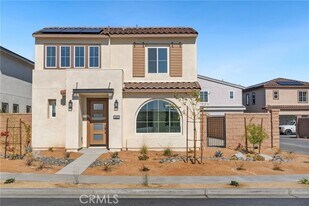 75213 Aldrich Dr in Palm Desert, CA - Building Photo