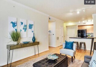 1441 Rhode Island Ave NW, Unit 506 in Washington, DC - Foto de edificio - Building Photo