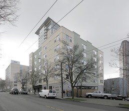 Frederic Ozanam House in Seattle, WA - Foto de edificio - Building Photo