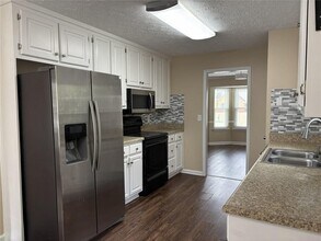 3410 Camens Ct NE in Buford, GA - Foto de edificio - Building Photo