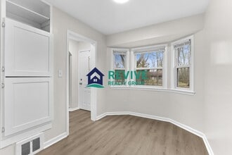 131 Doremus Ave in Waterford Township, MI - Building Photo - Building Photo