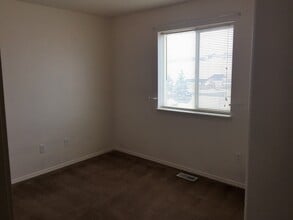 1172 SW Lost Trail Dr in Pullman, WA - Building Photo - Building Photo