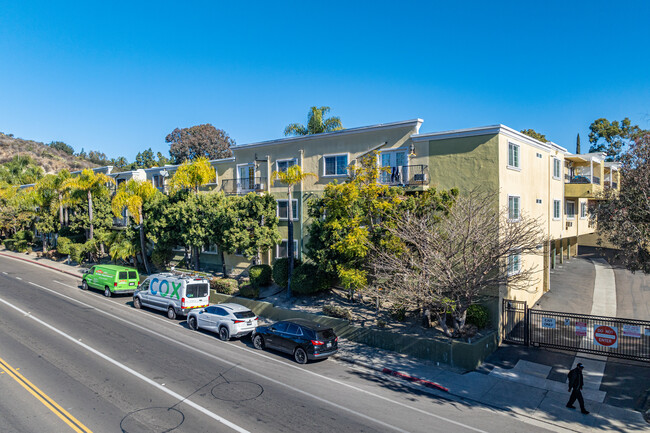 Collwood Point in San Diego, CA - Foto de edificio - Primary Photo