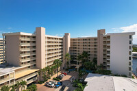 Pilot House Condominiums in Fort Lauderdale, FL - Foto de edificio - Building Photo