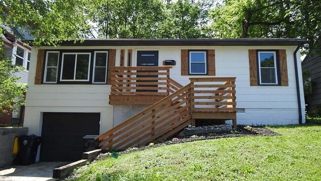 1821 E 48th St in Kansas City, MO - Building Photo - Building Photo