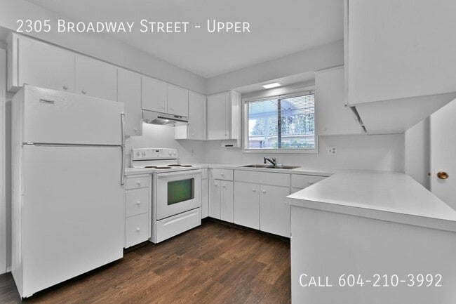 2305 Broadway St in Abbotsford, BC - Building Photo - Building Photo