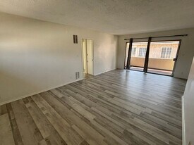 1456 Federal Ave, Unit 4 in Los Angeles, CA - Building Photo