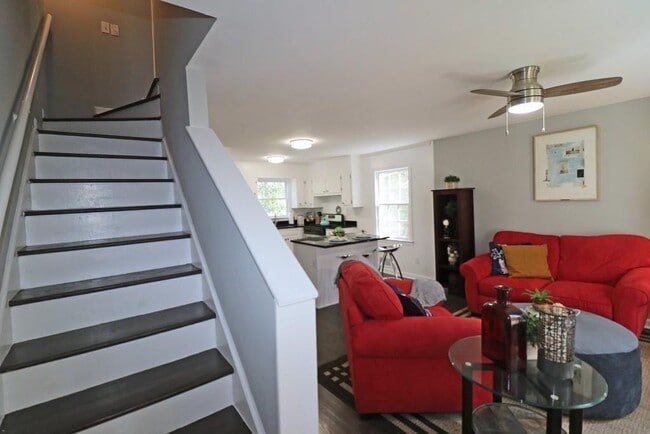 1127 Clifton Rd NE in Atlanta, GA - Building Photo - Building Photo