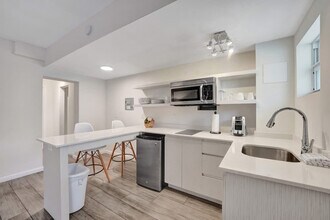 3020 Seville St in Fort Lauderdale, FL - Building Photo - Building Photo