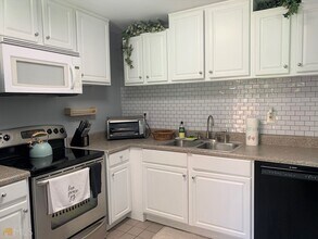 1521 Timber Heights Dr in Loganville, GA - Building Photo - Building Photo