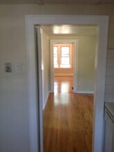 1123 Midland Blvd, Unit Upper in Royal Oak, MI - Building Photo - Building Photo