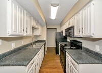 Spring Creek Apartments photo'