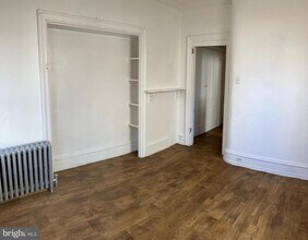 2215 Catharine St in Philadelphia, PA - Building Photo - Building Photo