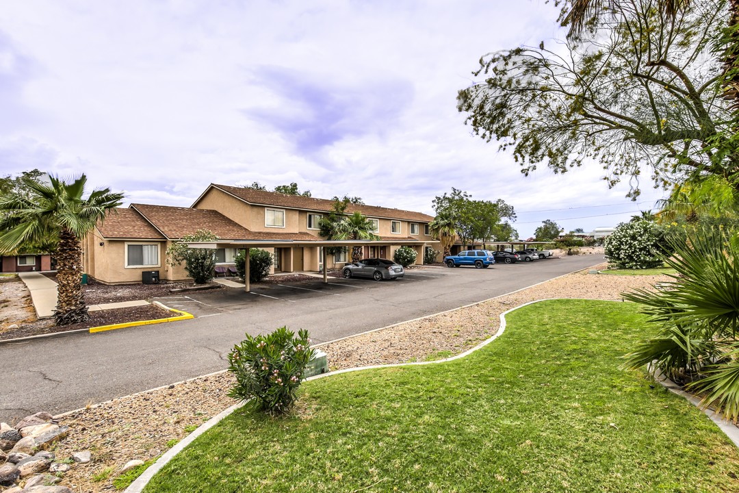 River Springs Apartments in Bullhead City, AZ - Building Photo