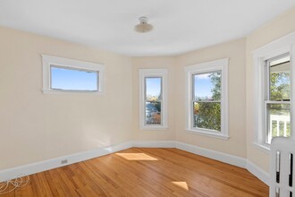 49-51 Magnus Ave in Somerville, MA - Building Photo - Building Photo