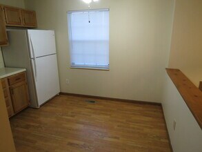 2129 Brett Ct in Obetz, OH - Foto de edificio - Building Photo