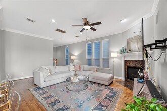 3410 Garden Shadow Ln in Houston, TX - Building Photo - Building Photo