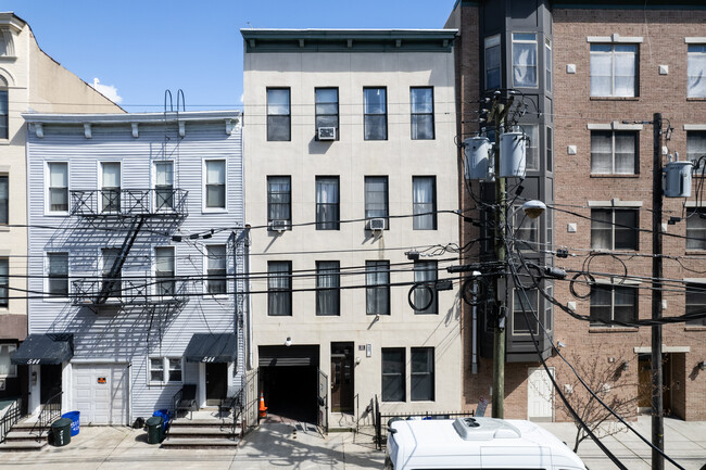 509 Monroe St in Hoboken, NJ - Building Photo - Building Photo