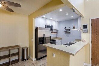 2920 Briarwood Rd, Unit C-16 in Bonita, CA - Building Photo - Building Photo