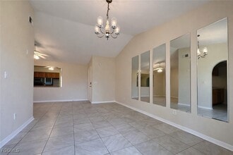 3603 SE 9th Pl in Cape Coral, FL - Foto de edificio - Building Photo