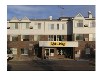 Three Links Apartments in Canon City, CO - Building Photo