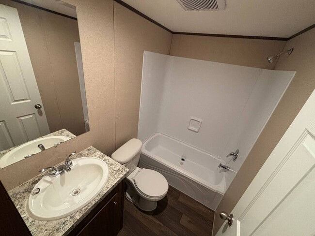 property at 3212 Plateau Dr