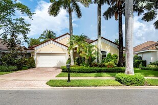 1833 Harbor View Cir in Weston, FL - Building Photo