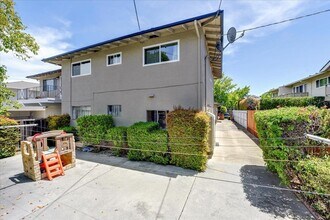 1691 Ontario Dr in Sunnyvale, CA - Building Photo - Building Photo