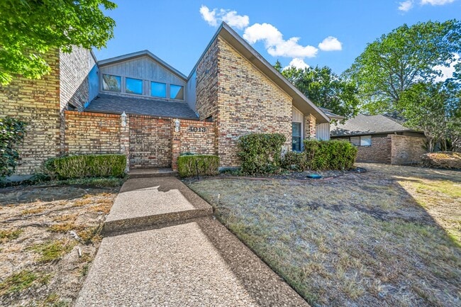 4011 St Christopher Ln in Dallas, TX - Building Photo - Building Photo