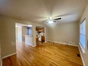 16 Evergreen Ave in Asheville, NC - Building Photo - Building Photo