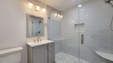 1712 Mount Vernon Ave, Unit D in Alexandria, VA - Building Photo - Building Photo