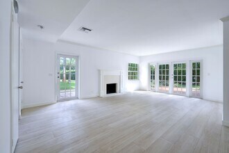 336 Marlborough Pl in West Palm Beach, FL - Building Photo - Building Photo