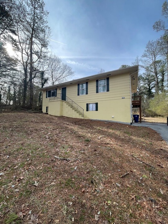 5784 Tallant Rd in Collegedale, TN - Building Photo